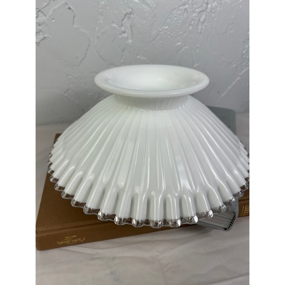 Fenton Silvercrest Bowl Lace Ruffle Edge Footed Bowl Crimped Edge White - Picture 5 of 8